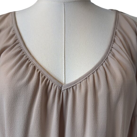 2/$30 Becca M Taupe Beige Textured 3/4 Sleeve Top Tie Detail Polyester - Picture 4 of 13
